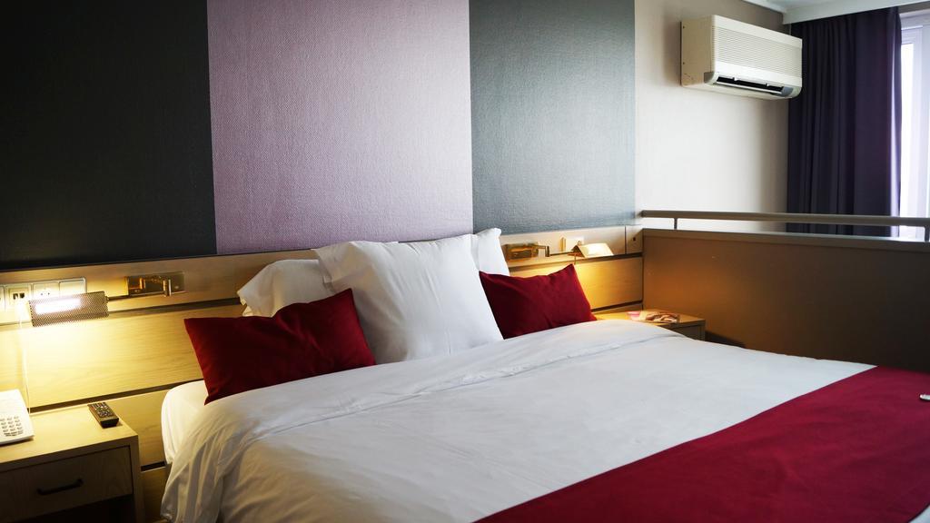 Hotel Olivier Штрассен Экстерьер фото