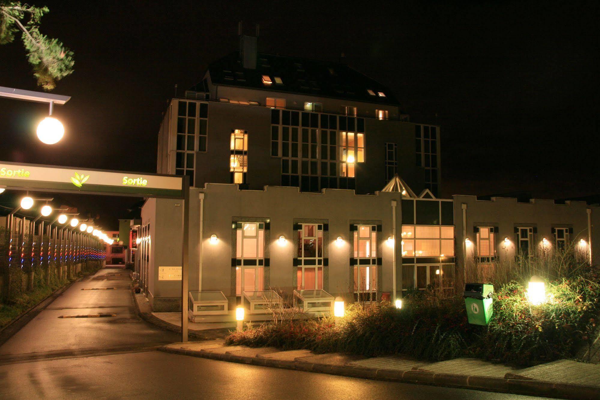 Hotel Olivier Штрассен Экстерьер фото